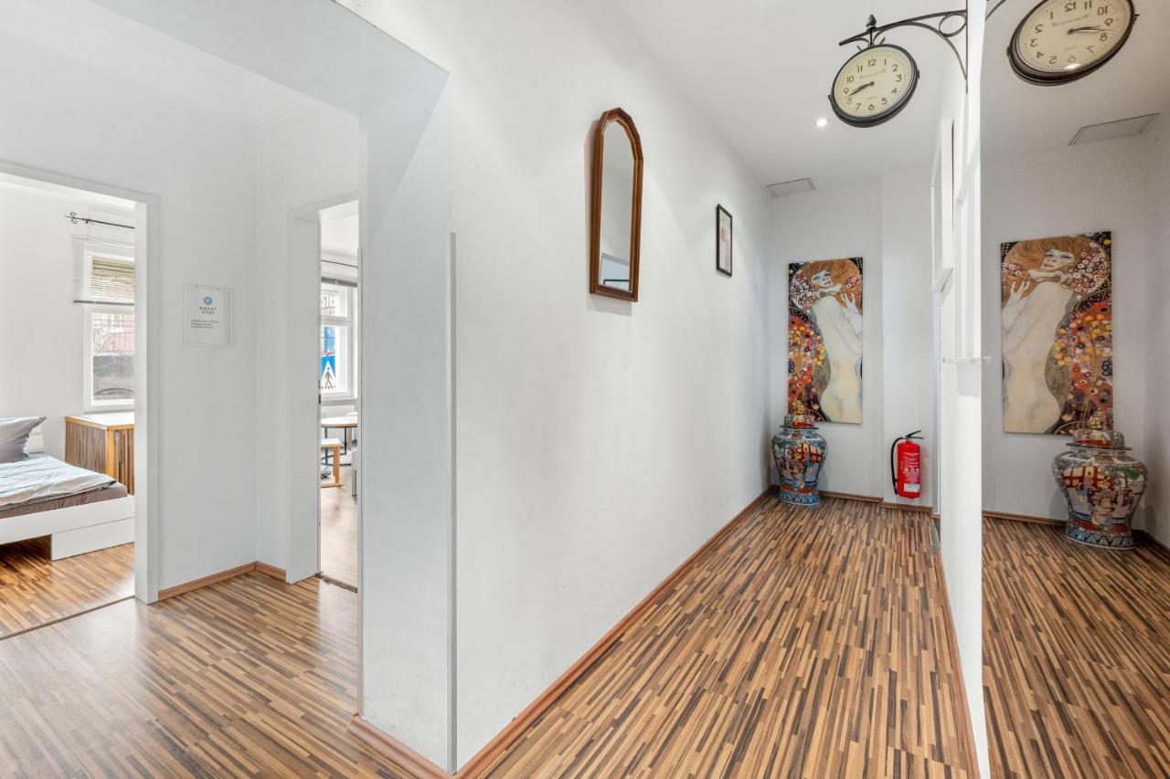 Budget Am Fernsehturm Apartamento Berlim